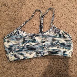Lululemon sports bra